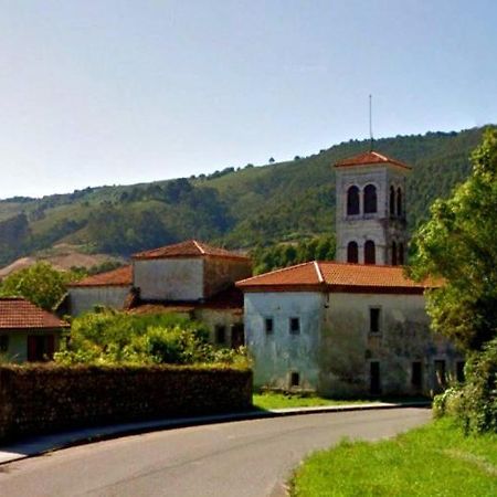 La Vega De Pendueles Guest House Exterior photo