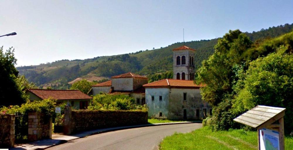 La Vega De Pendueles Guest House Exterior photo